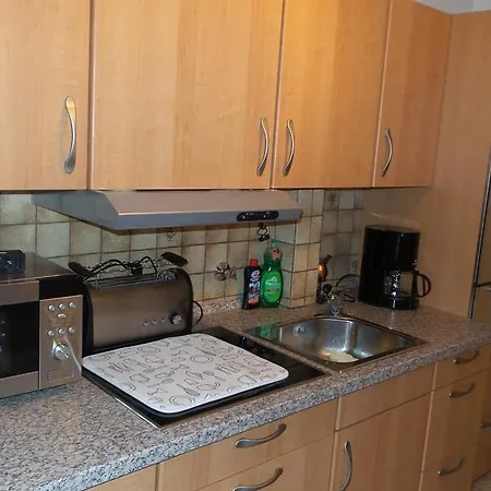 Apartment Almatar